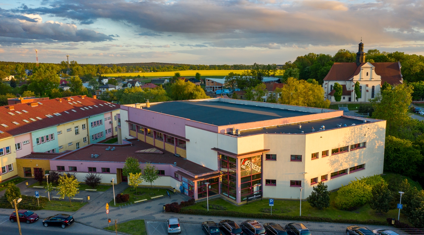 Widok Hali Sportowej z lotu ptaka