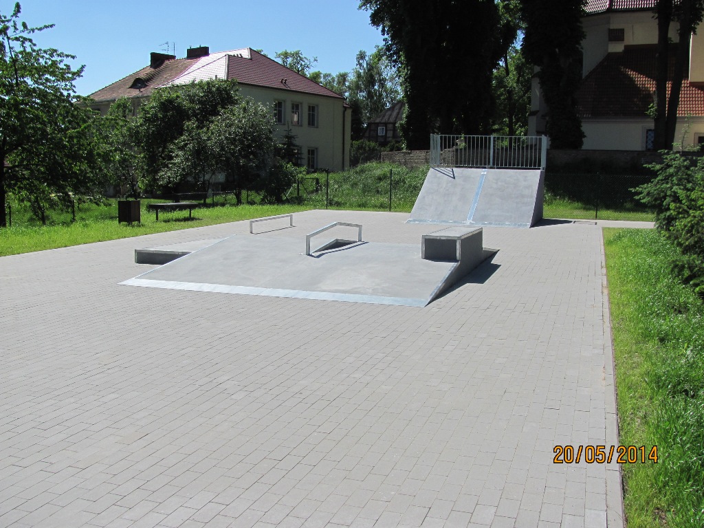 Skatepark w Komornikach